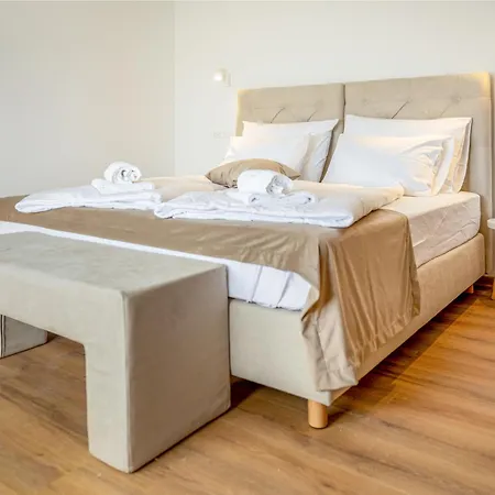 Adelsberg Inn-1 By Interhome *