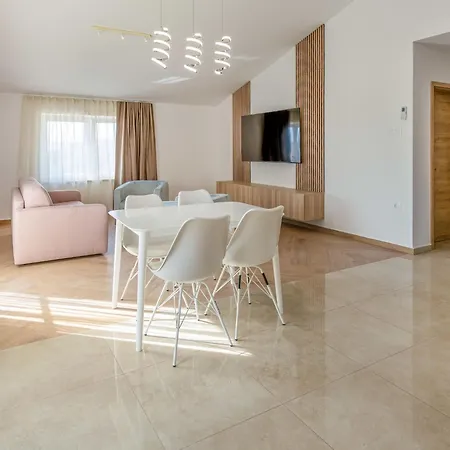 Apartman Adelsberg Inn-1 By Interhome