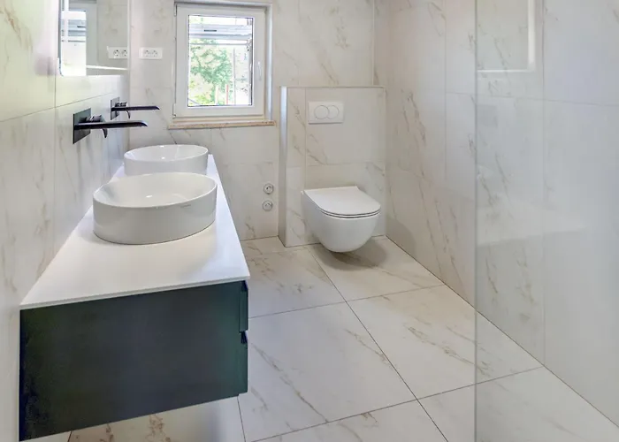 Appartamento Adelsberg Inn-1 By Interhome Postumia